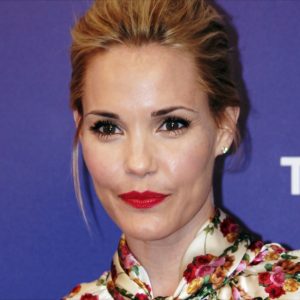 Leslie Bibb